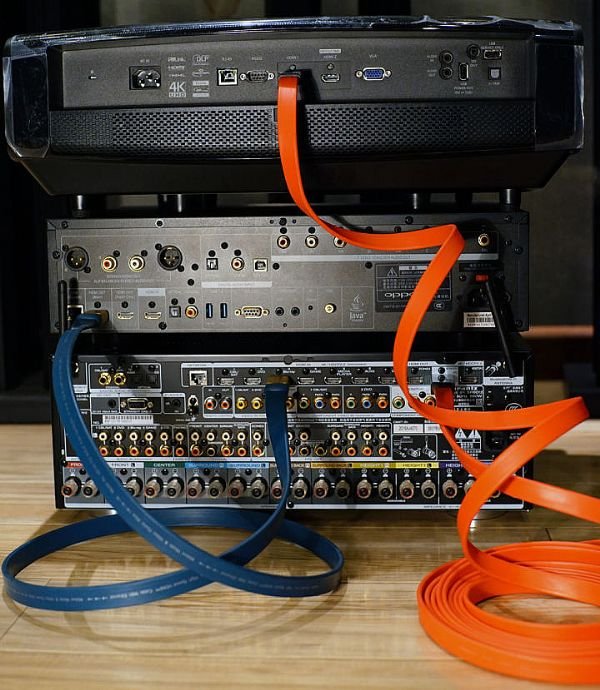 家庭影院连接电视教程,如何使用自己的家庭影院