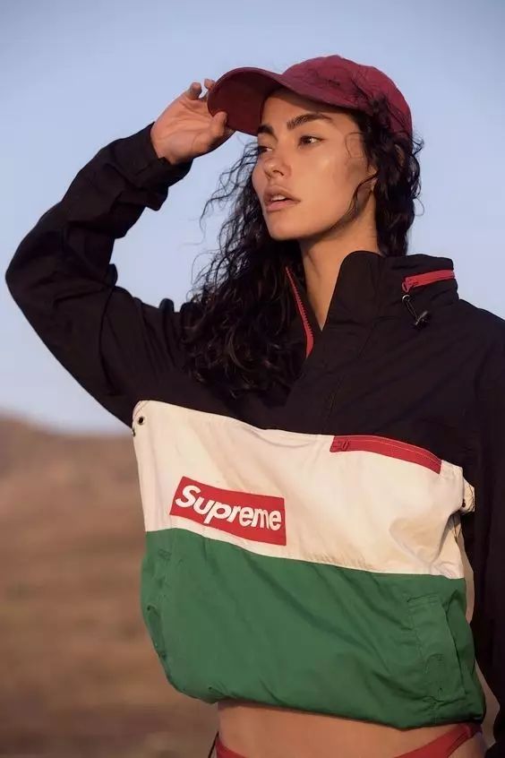 秋冬流行卫衣这么穿超时髦,这些卫衣穿搭好看显瘦更时髦