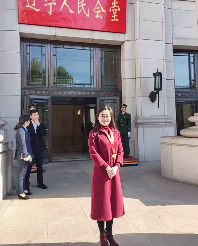 盛世芳华巾帼礼赞丨做教育路上求索的人——记鞍山市三八红旗手标兵刘安鹏