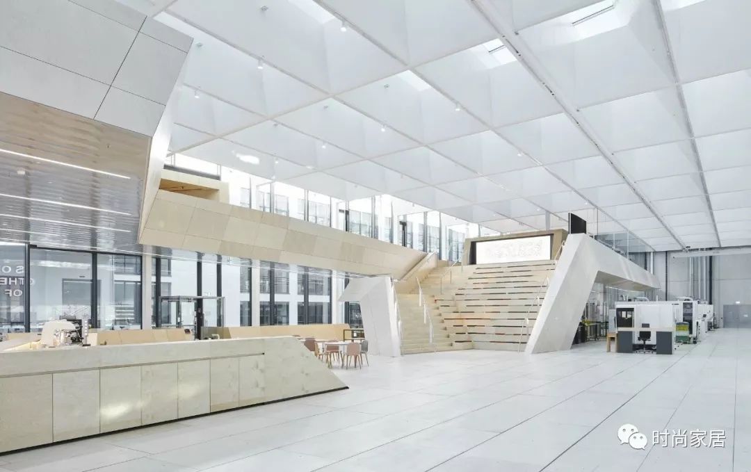 施华洛世奇水晶特别纪念版 (施华洛世奇水晶宝石系列)