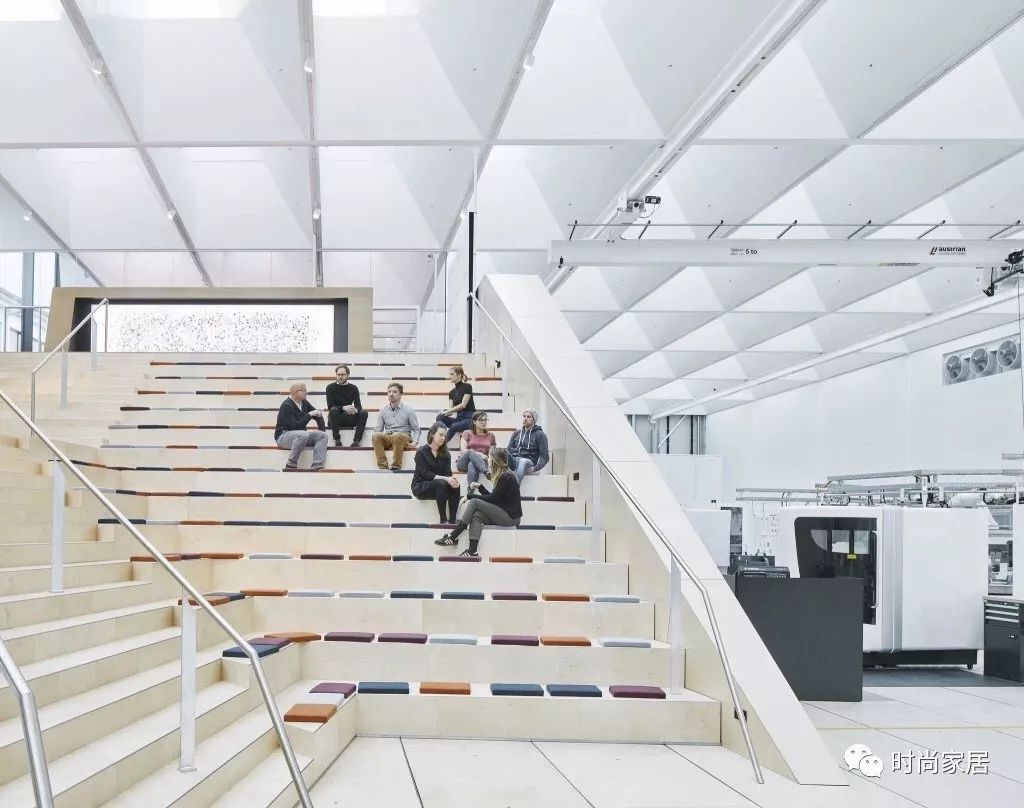 施华洛世奇水晶特别纪念版 (施华洛世奇水晶宝石系列)