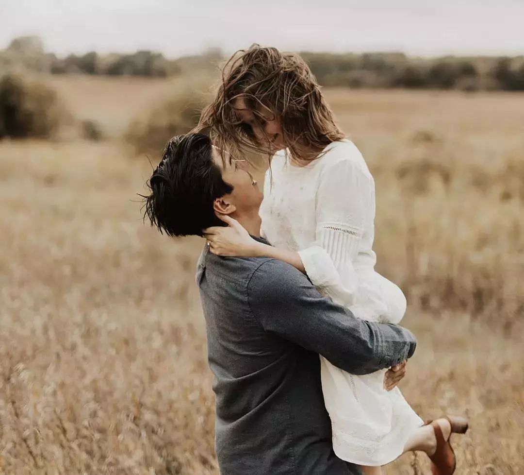 简单好看的婚纱画法,婚纱照五套风格穿搭推荐