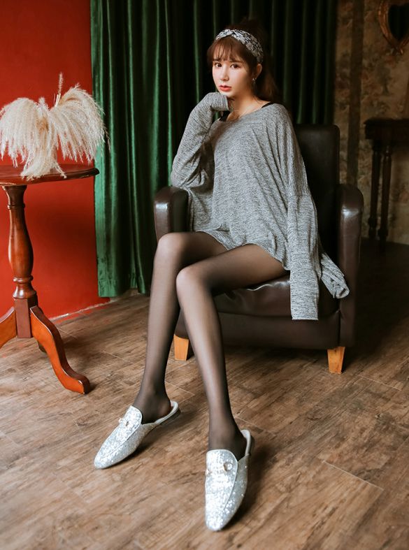 林志玲露腿穿搭,林志玲同款瘦腿袜