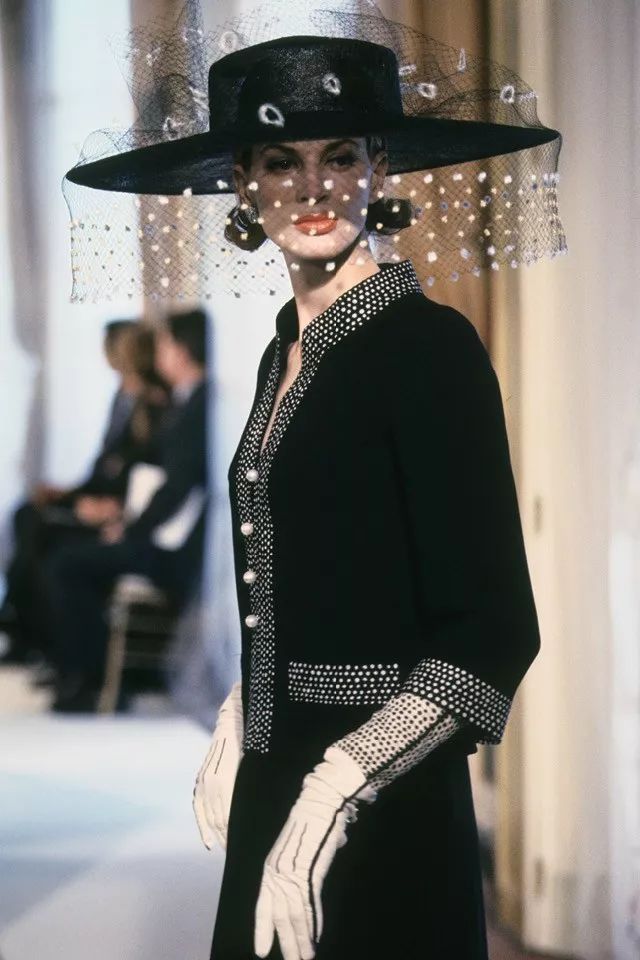 karllagerfeld为什么便宜,国际轻奢karllagerfeld