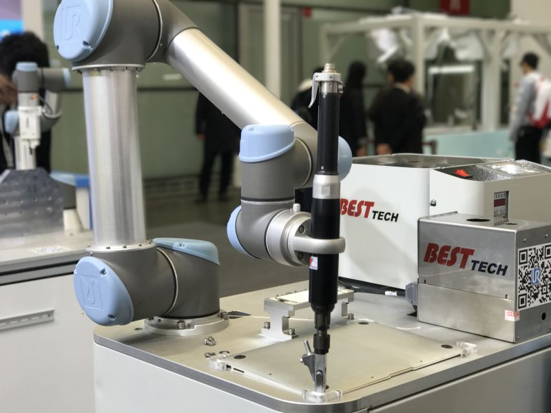 优傲协作式机器人的生产率,优傲协作机器人缺点