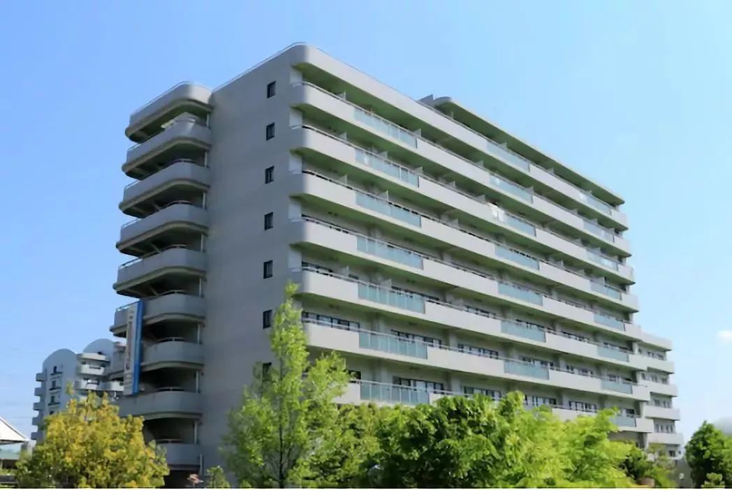 在日本穷人才住别墅是真的吗,在日本穷人才住别墅富人住什么