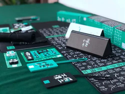 西安文创纪念品团扇,西安最近比较火的文创