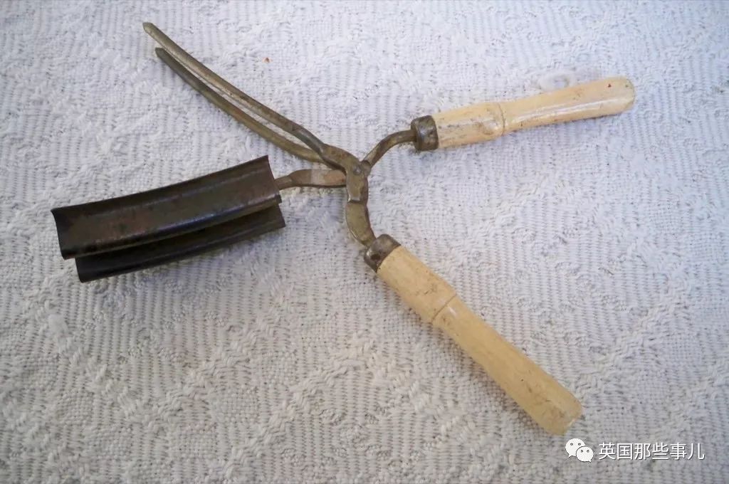 美发古老工具,美发专用超级另类工具