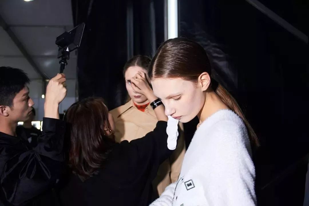 ido时装周,上海时装周awr秀