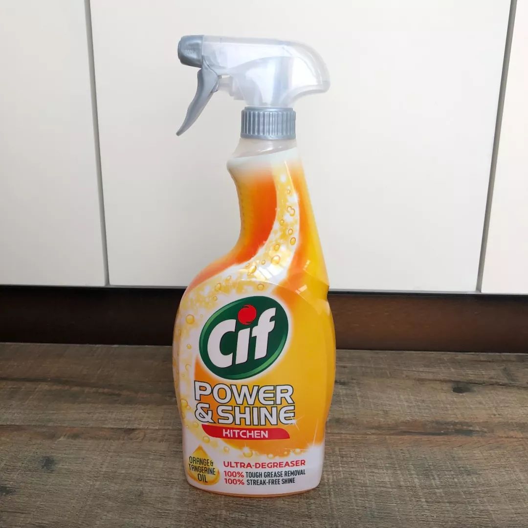 去污“高科技”!焦黑锅底、油垢、霉菌,喷一喷全消失