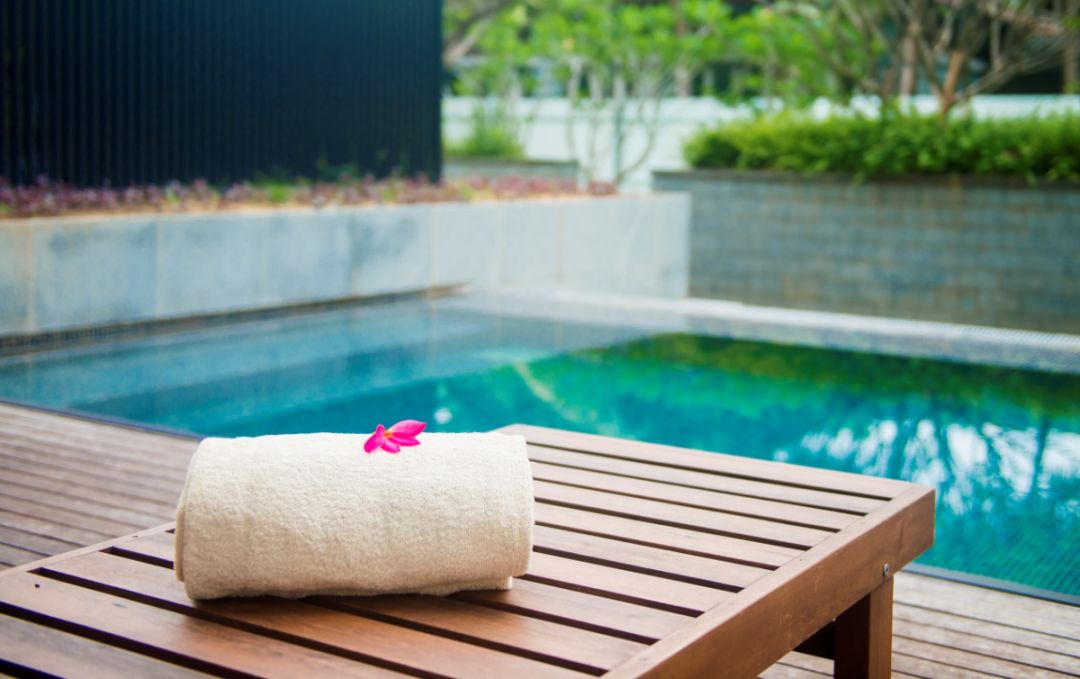 享受轻松惬意的假日时光,享受轻松自在的假期时光