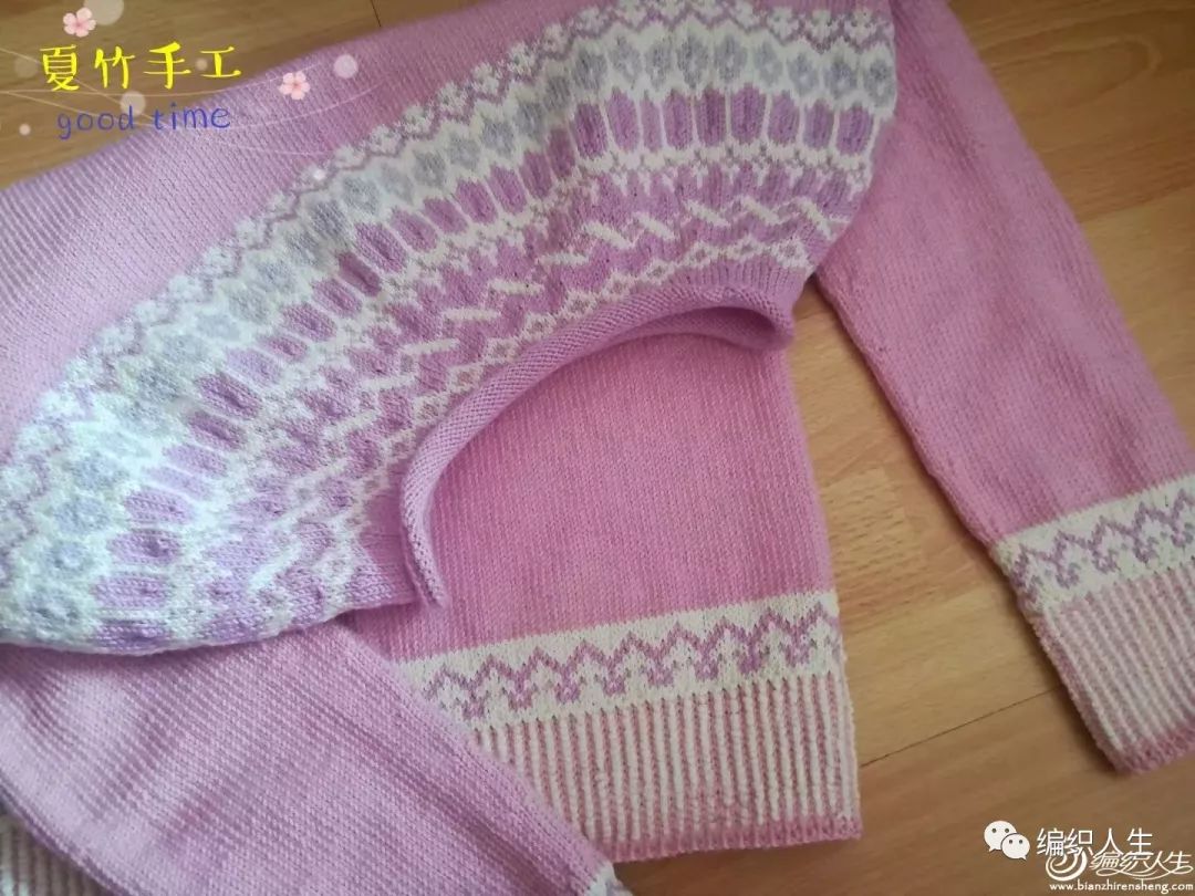 从上往下织套头休闲棒针毛衣样品,粗线棒针女士毛衣中长款的编织