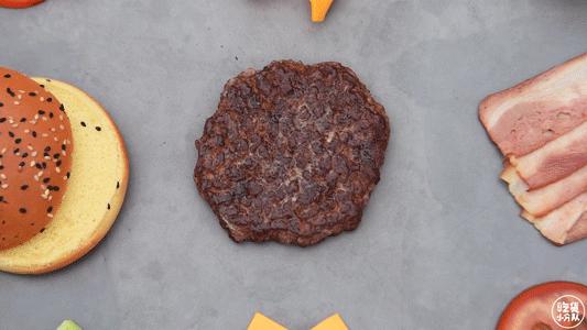 麦当劳黑金汉堡怎么样,麦当劳黑金安格斯卡路里