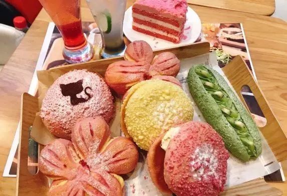 西安要开柠檬精大会！全场美食免费吃！SK-II神仙水、MAC口红免费送！我酸了！