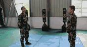 陆军兵哥哥教防身,兵哥哥教你一套防身术