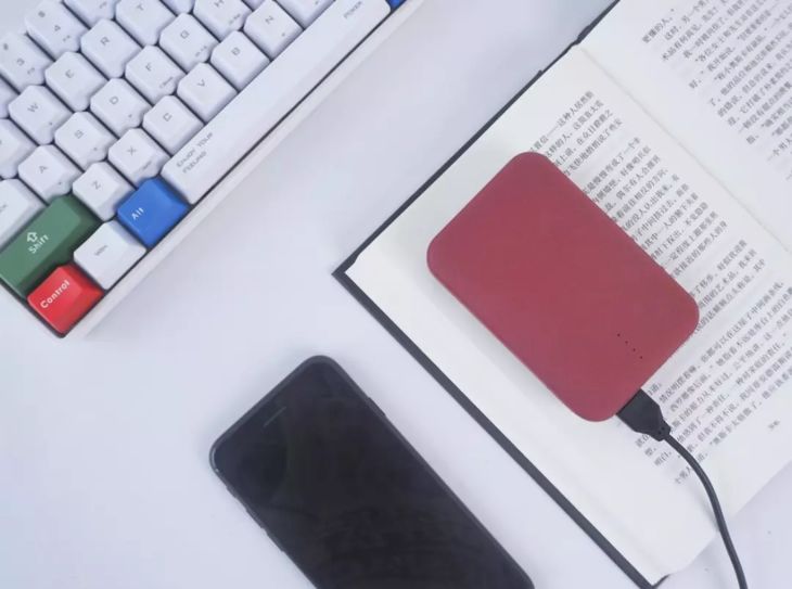 可带上飞机和高铁的充电宝,充电宝多少毫安可以带上飞机高铁