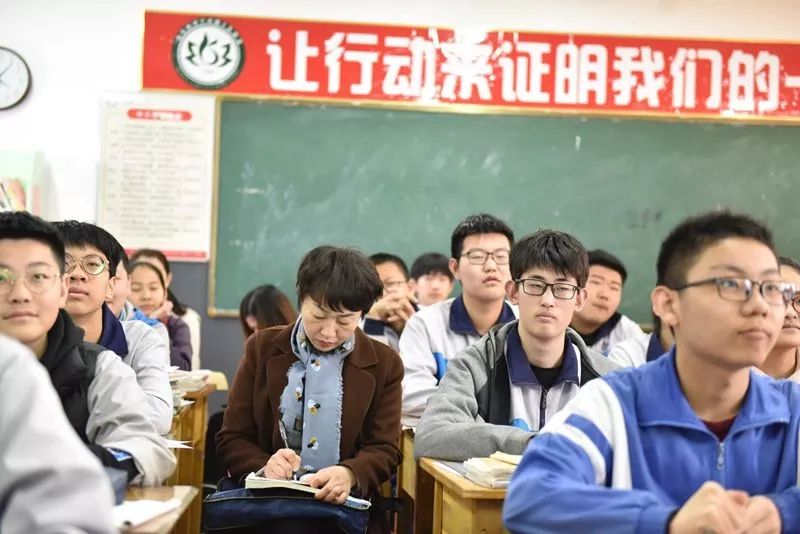 济宁市教育局一中育才招生名额,济宁一中总校招生简章