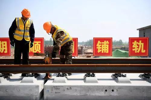 今日话题：奔驰销售服务有限公司道歉〡早安，张家界（348期）