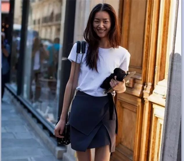 显瘦垂感女白t推荐夏,夏季白t必备