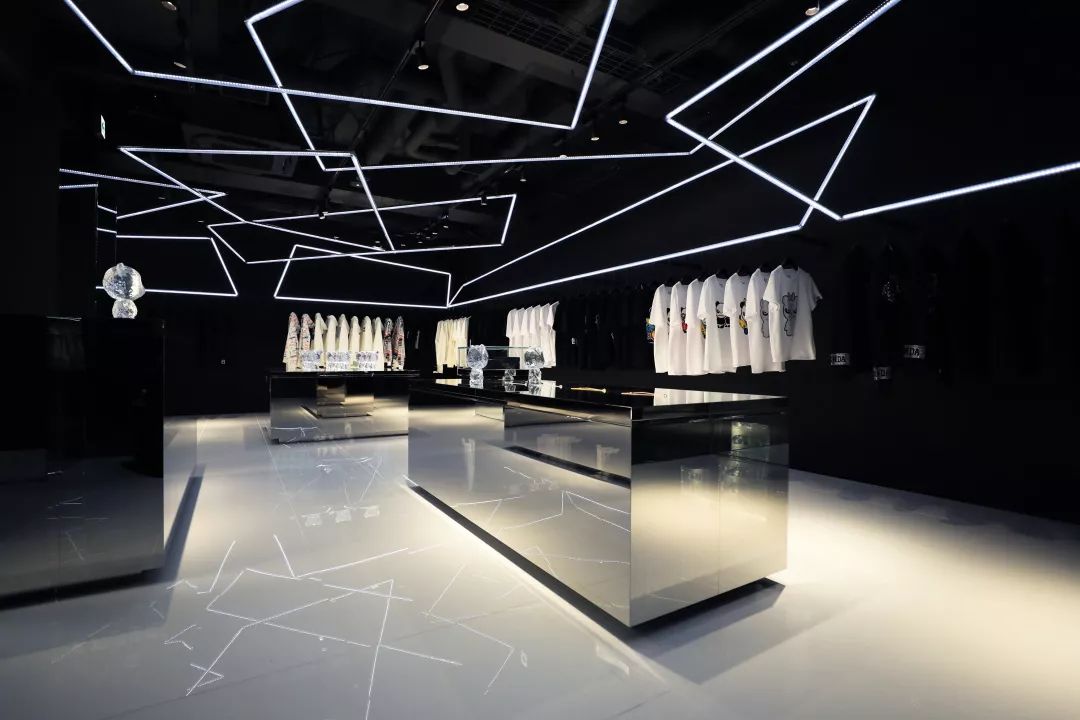 Hipanda东京旗舰店——未来感空间