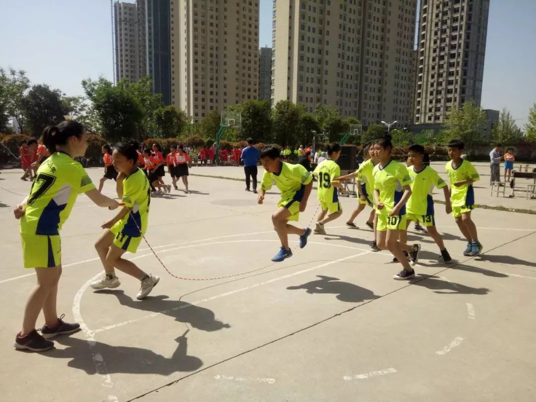 老城区阳光体育运动会,东河地区中小学生阳光体育运动会