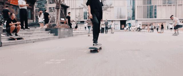 西安这些年各种奇葩事,出门见到的奇葩事