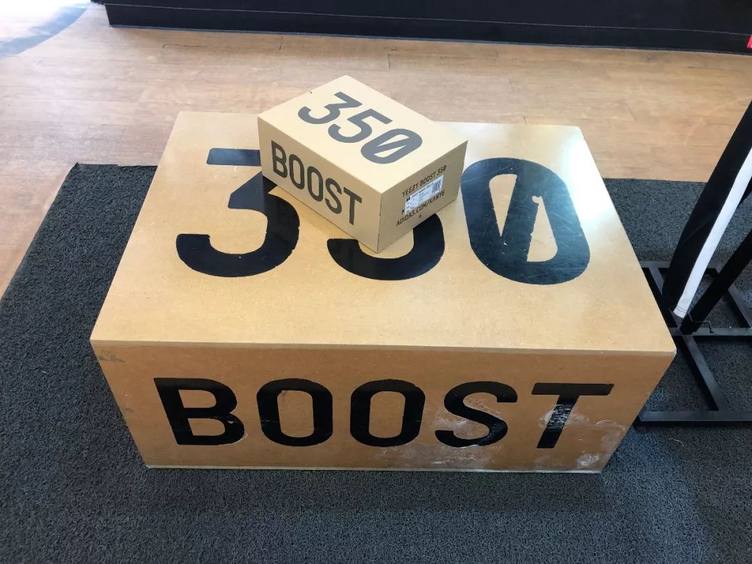 曼谷球鞋图片大全,泰国曼谷球鞋实体店