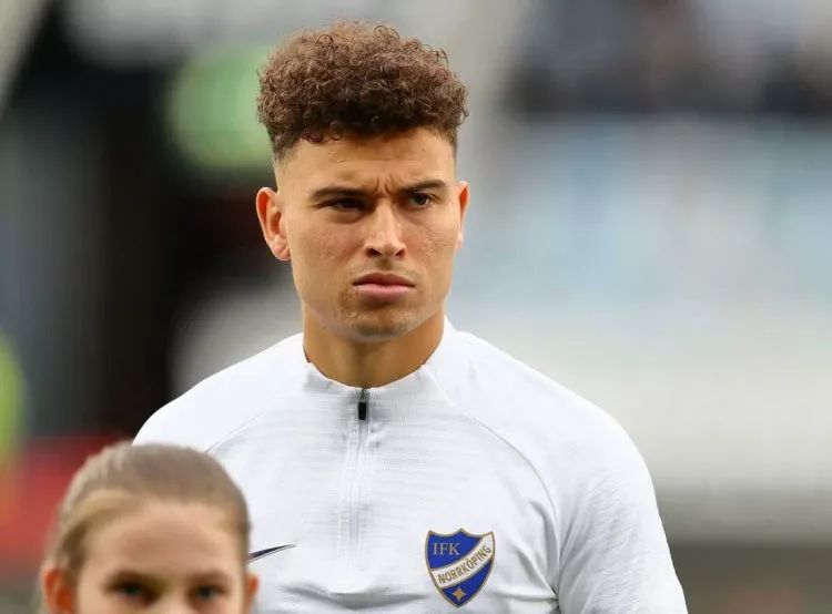 谁说一定将门虎子？那些远离聚光灯的星二代们的生活又是怎样的？