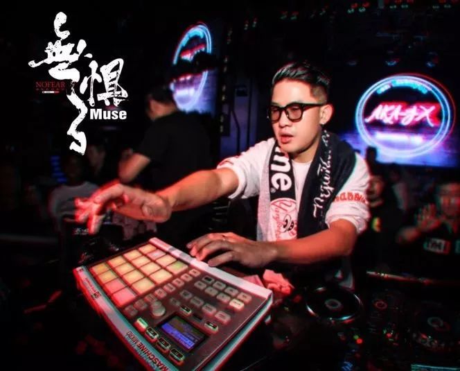 武汉3月电音节,武汉星空花海电音节