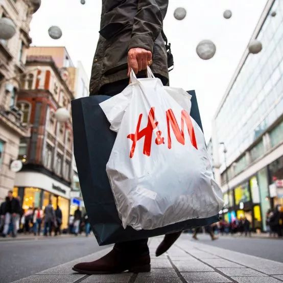 为什么优衣库老板是首富,为什么优衣库的服装这么便宜