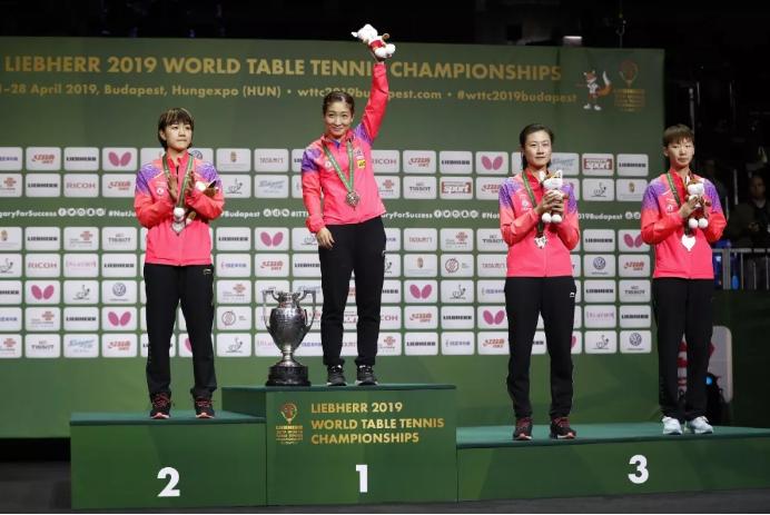 濂充箳鍥涢潰浜旀槦绾㈡棗鍚屾椂鍗囪捣,鍥涢潰浜旀槦绾㈡棗鍗囪捣