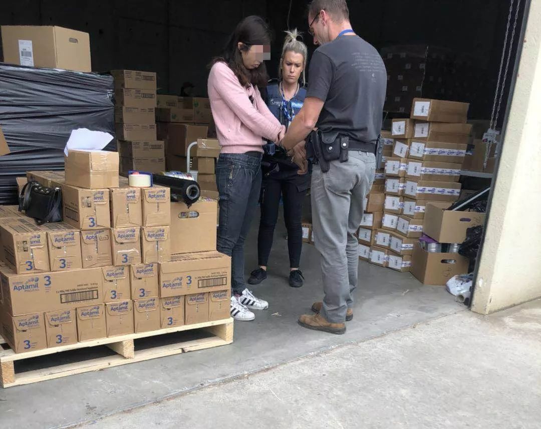 女代购被捕,曝光华人女代购被捕