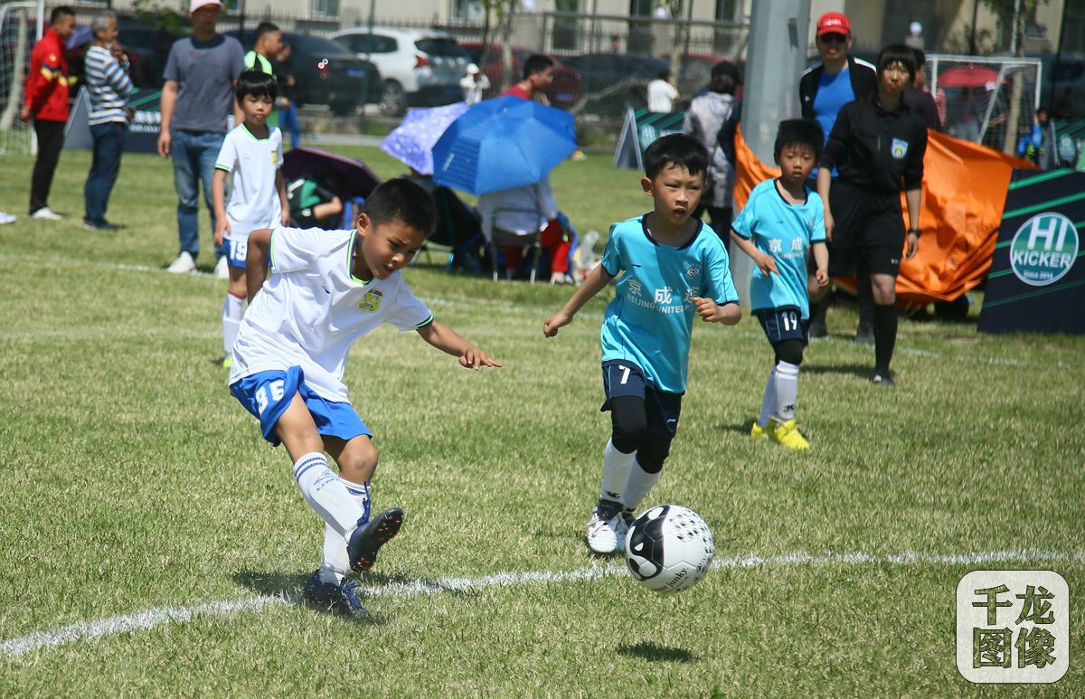 2019北京市级社会足球活动第5届“爱踢客”杯国际足球邀请赛举行