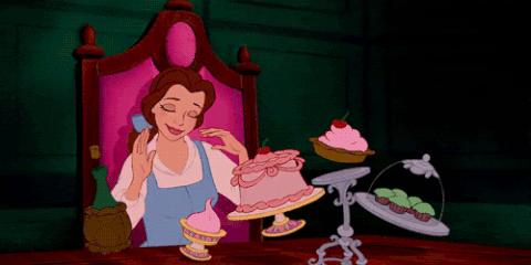 20岁出头应该拥有多少钱,20岁只有一万块正常吗