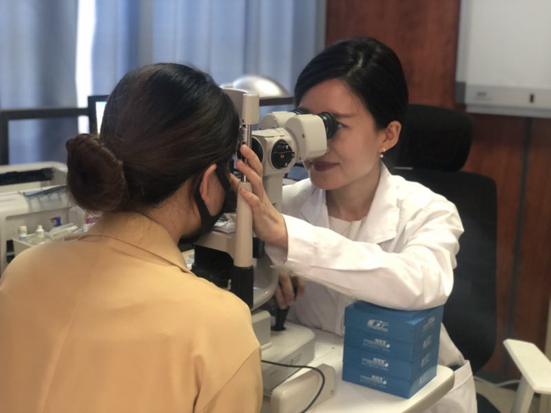 对柳絮过敏戴口罩管用吗,柳絮过敏眼肿用什么药