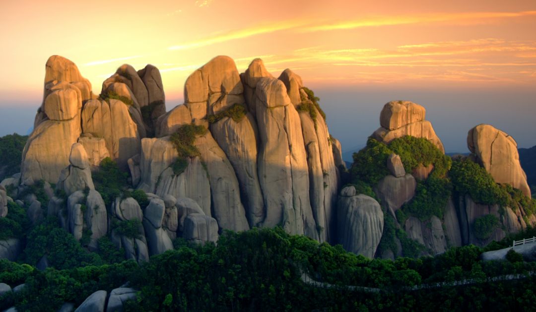 最好玩的十座山,有海上天湖佛国仙都之美誉的城市