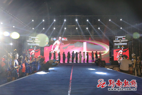 黔南州业余足球超级联赛奖牌,黔南州足球比赛开幕式