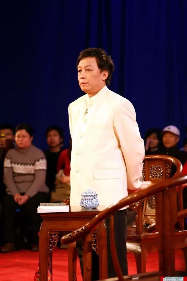 易中天武汉大学轶事,易中天出走武汉大学