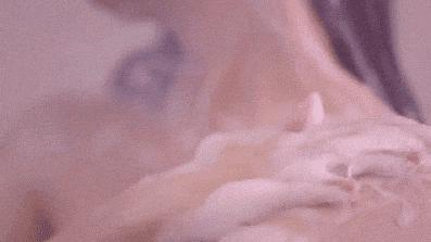 为什么能从鼻头上挤出白色的东西,鼻子挤出来的白丝是什么