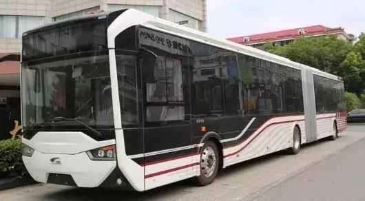 轨交机场联络线、越江隧道、中运量公交……魔都下半年又要开挂了！