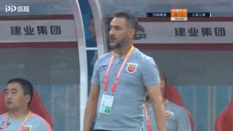 佩雷拉出席活动,佩雷拉52岁