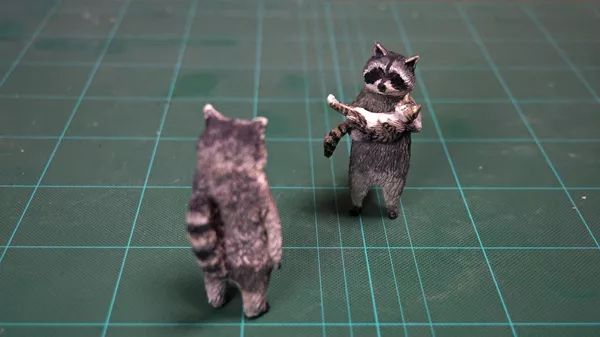 日本“手工鬼才”捏的小动物模型，比表情包还沙雕