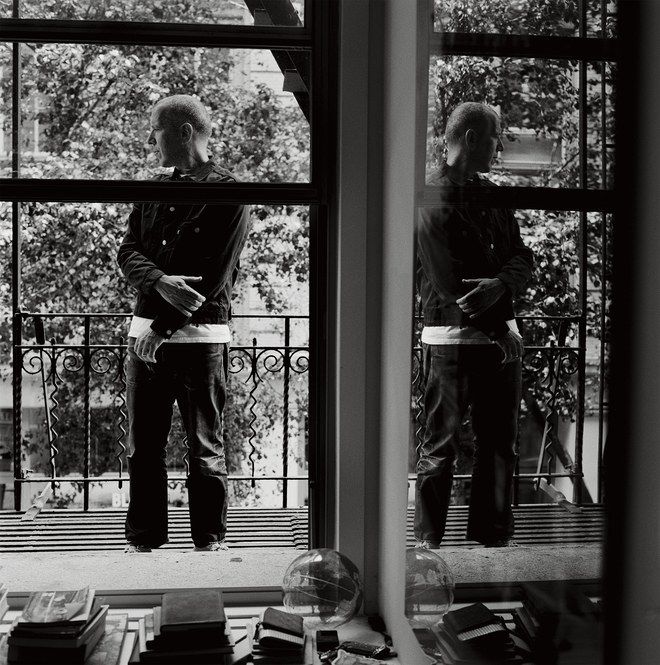 supreme请的明星是谁,去苏富比拍卖会