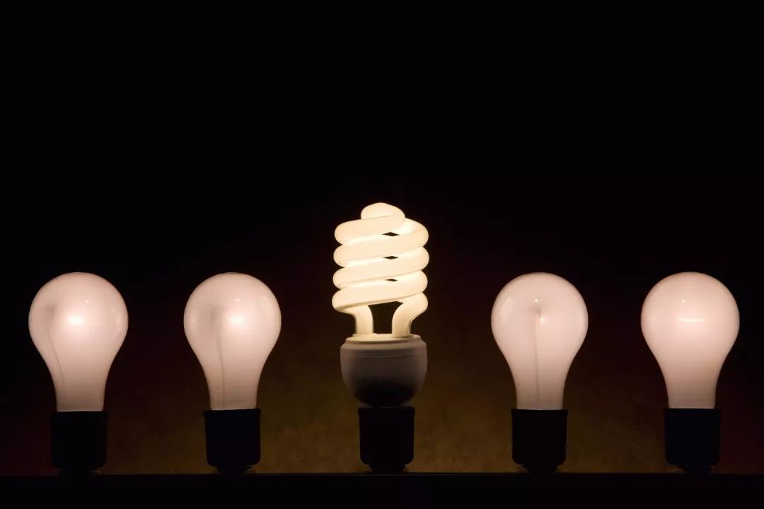 LED灯可诱发失明？关于蓝光危害，这些人务必当心！