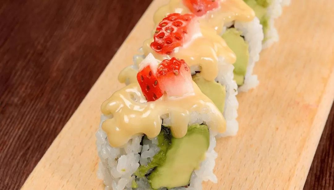 百万大学青年免费狂欢!AJ鞋展、街球大神空降,超多福利拿到手软!