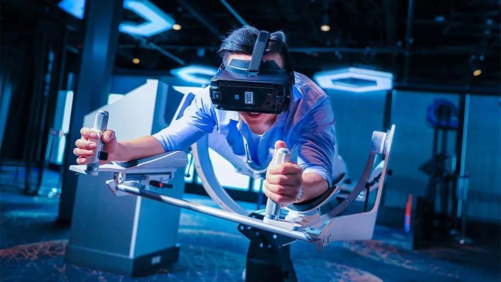 邮轮旅行更多的是以船上体验为主,国际邮轮旅行者绝佳海岸之旅