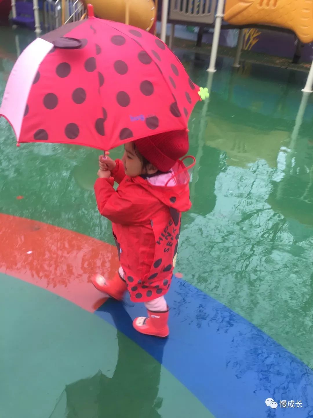 宝宝可爱雨伞雨衣,幼儿园雨衣雨鞋雨伞三件套