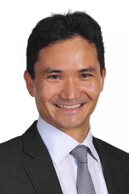 游戏之王中文版,腾讯帝国的半条命