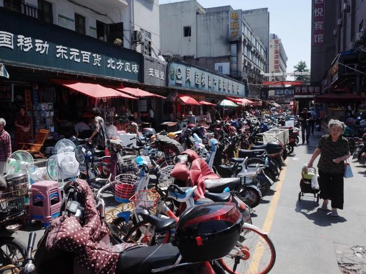 农贸市场关闭停业公告提前多少天,凤起农贸市场几点关门