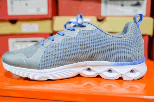 金利来1折店,金利来买一送一特卖活动